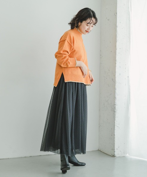 ITEMS URBANRESEARCH（アイテムズ アーバンリサーチ）の「『洗濯可』ハイショクハイネックニット（ニット/セーター・レディース・ブルー/オレンジ/グレー/モカ/オフホワイト・FREE）」の14枚目の写真