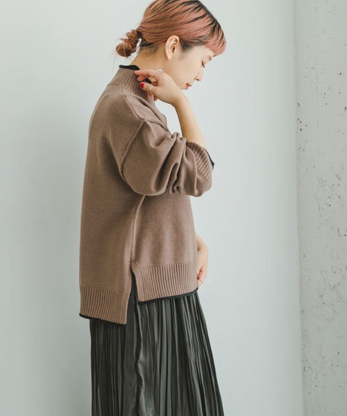 ITEMS URBANRESEARCH（アイテムズ アーバンリサーチ）の「『洗濯可』ハイショクハイネックニット（ニット/セーター・レディース・ブルー/オレンジ/グレー/モカ/オフホワイト・FREE）」の16枚目の写真