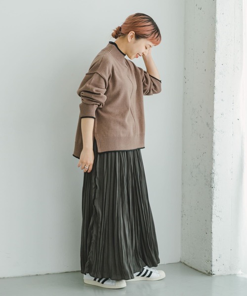 ITEMS URBANRESEARCH（アイテムズ アーバンリサーチ）の「『洗濯可』ハイショクハイネックニット（ニット/セーター・レディース・ブルー/オレンジ/グレー/モカ/オフホワイト・FREE）」の19枚目の写真