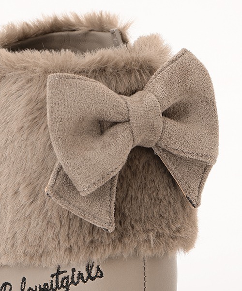 by LOVEiT(バイラビット)の「ファー取り外しブーティ(スニーカー・キッズ・ブラック/グレー・22cm/24cm/21cm/23cm)」の10枚目の写真