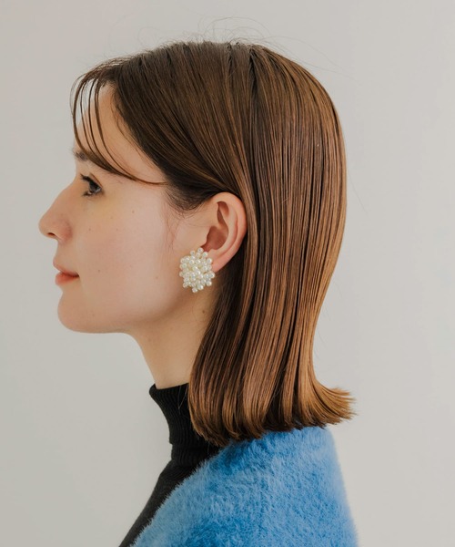 SMELLY（スメリー）の「ツブツブパールボリュームイヤリング（イヤリング・レディース・アイボリー・-）」の4枚目の写真