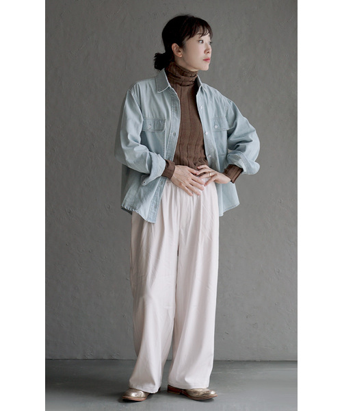 apartment department(アパートメントデパートメント)の「ツータック ワイドテーパードパンツ(その他パンツ・レディース・ベージュ/スミクロ/アイボリー/ダークベージュ/オフホワイト・フリー)」の6枚目の写真
