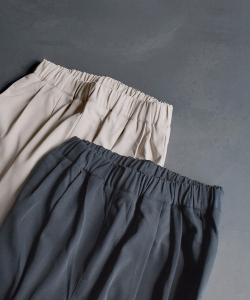 apartment department(アパートメントデパートメント)の「ツータック ワイドテーパードパンツ(その他パンツ・レディース・ベージュ/スミクロ/アイボリー/ダークベージュ/オフホワイト・フリー)」の18枚目の写真