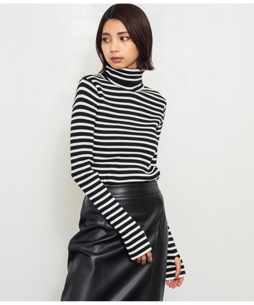 ANAP(アナップ)の「フィンガーホールタートルネックリブニットトップス(ニット/セーター・レディース・オフホワイト/グレー/ホワイト×ブラック/ブラック系その他/レッド/ブラック/ブラック×ホワイト/ベージュ・FREE)」の15枚目の写真