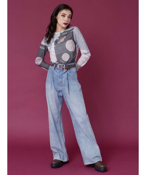 EVRIS(エヴリス)の「グラフィックメローシアートップス(Tシャツ/カットソー・レディース・ネイビー/ブラック・FREE)」の6枚目の写真