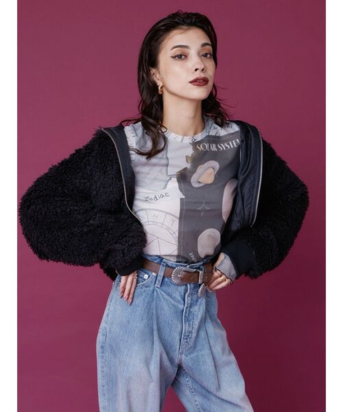 EVRIS(エヴリス)の「グラフィックメローシアートップス(Tシャツ/カットソー・レディース・ネイビー/ブラック・FREE)」の10枚目の写真