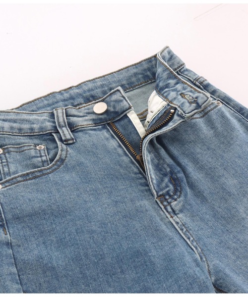 LATINA(ラティーナ)の「ストレッチ セパレート風 デニム パンツ(デニムパンツ・レディース・ブルー・L/M/S)」の4枚目の写真