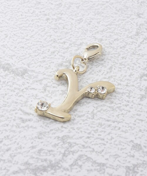 SHOO・LA・RUE(シューラルー)の「◆【イニシャル】ファスナーチャーム(チャーム・レディース・ゴールド系/ゴールド系2/ゴールド系4/ゴールド系1/ゴールド系3/ゴールド系5・00)」の3枚目の写真