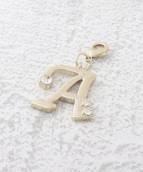 SHOO・LA・RUE(シューラルー)の「◆【イニシャル】ファスナーチャーム(チャーム・レディース・ゴールド系/ゴールド系2/ゴールド系4/ゴールド系1/ゴールド系3/ゴールド系5・00)」の7枚目の写真