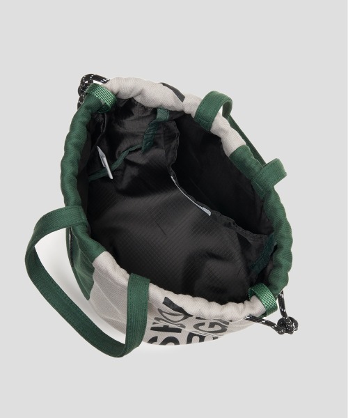 Design Tshirts Store graniph（デザイン　ティーシャツ　ストア　グラニフ）の「FRUIT OF THE LOOM× graniph BURGER BAG（ハンドバッグ・メンズ・グリーン・FREE）」の7枚目の写真