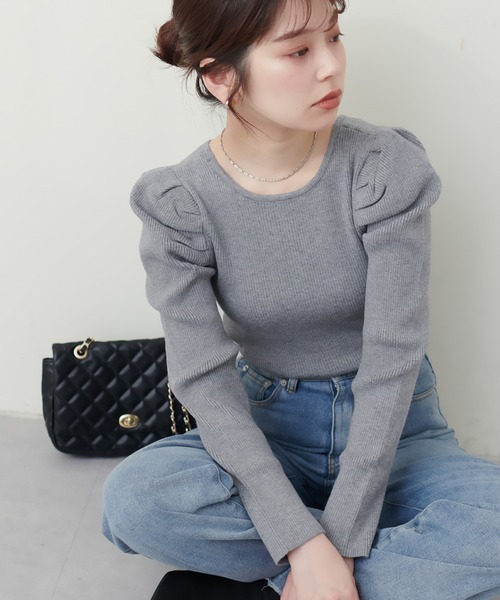 natural couture(ナチュラルクチュール)の「ちび金釦ジゴスリーブニット(ニット/セーター・レディース・レッド系その他/グレイッシュベージュ/グレー系その他/アイボリー/ブラック・FREE)」の7枚目の写真