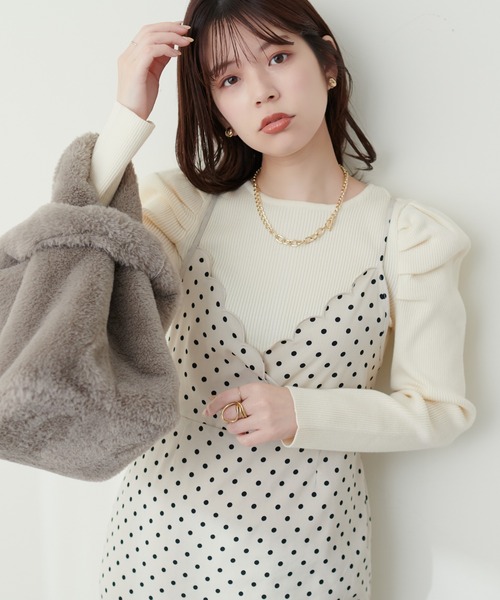 natural couture(ナチュラルクチュール)の「ちび金釦ジゴスリーブニット(ニット/セーター・レディース・レッド系その他/グレイッシュベージュ/グレー系その他/アイボリー/ブラック・FREE)」の6枚目の写真