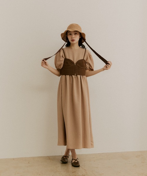 moi tytto（モイテュット）の「ジップ付きニットビスチェ