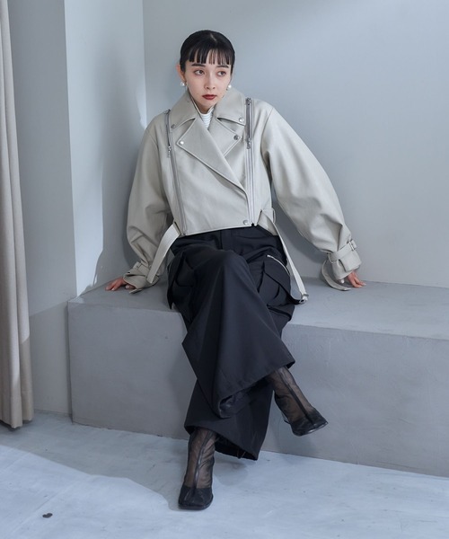 HARE(ハレ)の「フェイクレザージップライダース(HARE)(ライダースジャケット・レディース・アイボリー/ブラック・FREE)」の21枚目の写真