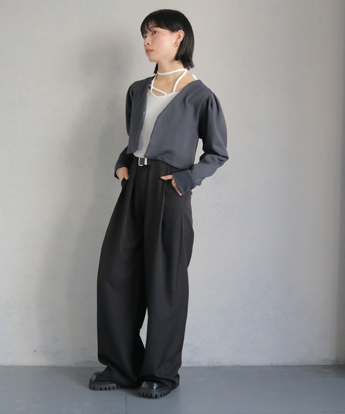 cheriella(シェリエラ)の「【cheriella】WEB限定タックパフスリーブジャケット WEB LIMITED TUCK PUFF SLEEVE JACKET(ノーカラージャケット・レディース・グレイッシュベージュ/グレイッシュブルー/チャコールグレー・M)」の15枚目の写真