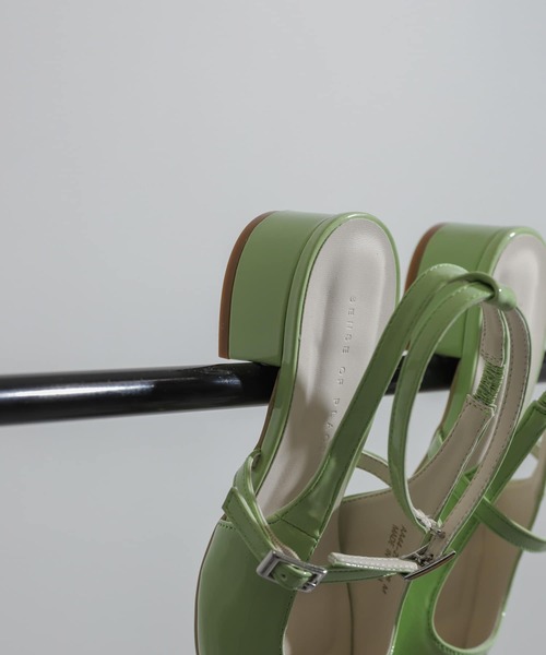 SENSE OF PLACE by URBAN RESEARCH(センスオブプレイスバイアーバンリサーチ)の「メリージェーンシューズ(パンプス・レディース・シルバー/ブラック/ミント・SMALL/MEDIUM/LARGE)」の5枚目の写真