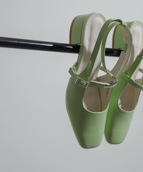 SENSE OF PLACE by URBAN RESEARCH(センスオブプレイスバイアーバンリサーチ)の「メリージェーンシューズ(パンプス・レディース・シルバー/ブラック/ミント・SMALL/MEDIUM/LARGE)」の4枚目の写真