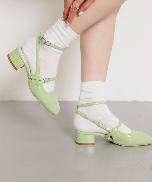 SENSE OF PLACE by URBAN RESEARCH(センスオブプレイスバイアーバンリサーチ)の「メリージェーンシューズ(パンプス・レディース・シルバー/ブラック/ミント・SMALL/MEDIUM/LARGE)」の7枚目の写真