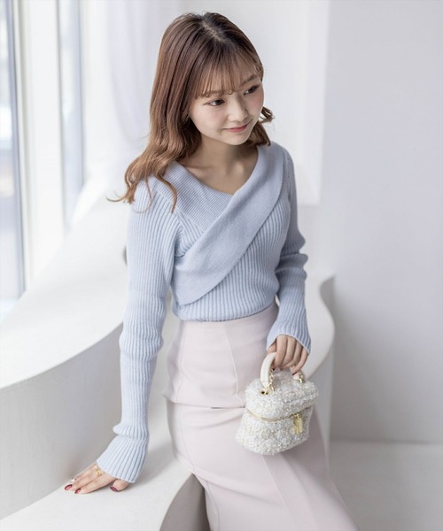 clear（クリア）の「アシンメトリークロスネックニットトップス[オフィスカジュアル 大人 フェミニン]≪再入荷≫（ニット/セーター・レディース・ミント/ピンク/ブラック/サックスブルー/オフホワイト・F）」の11枚目の写真