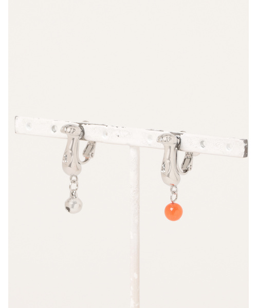 カヤ（カヤ）の「【カヤ】猫招き手イヤリング（イヤリング・レディース・その他2/その他1/その他3・FREE）」の2枚目の写真