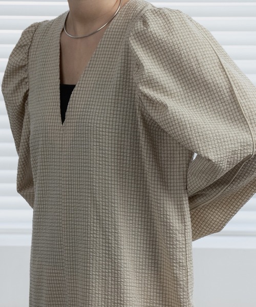 lawgy(ラウジー)の「v shoulder puff check op / vショルダーパフチェックワンピ(ワンピース・レディース・ホワイト/ベージュ・FREE)」の19枚目の写真