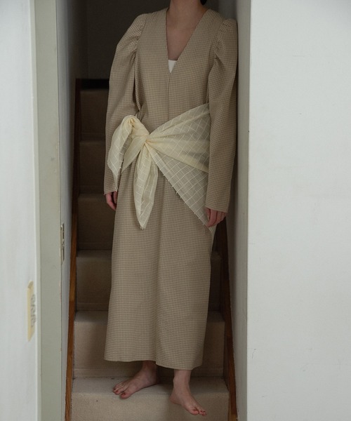 lawgy(ラウジー)の「v shoulder puff check op / vショルダーパフチェックワンピ(ワンピース・レディース・ホワイト/ベージュ・FREE)」の18枚目の写真