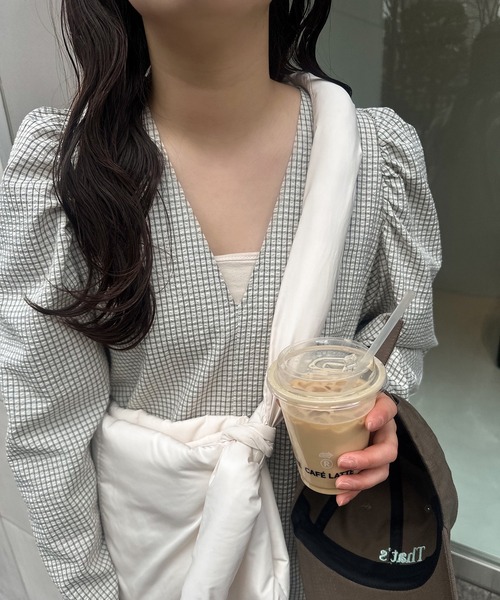 lawgy(ラウジー)の「v shoulder puff check op / vショルダーパフチェックワンピ(ワンピース・レディース・ホワイト/ベージュ・FREE)」の17枚目の写真