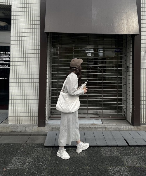 lawgy(ラウジー)の「v shoulder puff check op / vショルダーパフチェックワンピ(ワンピース・レディース・ホワイト/ベージュ・FREE)」の12枚目の写真