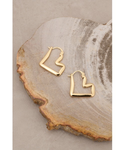 AZUL by moussy（アズールバイマウジー）の「ニュアンスハートシェイプドフープピアス（ピアス（両耳用）・レディース・ゴールド系その他/シルバー・FREE）」の10枚目の写真