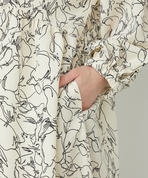 un dix cors（アンディコール）の「線画フラワープリントワンピース（ワンピース・レディース・ホワイト/ブラック・FREE）」の18枚目の写真