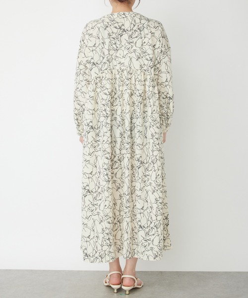 un dix cors（アンディコール）の「線画フラワープリントワンピース（ワンピース・レディース・ホワイト/ブラック・FREE）」の14枚目の写真