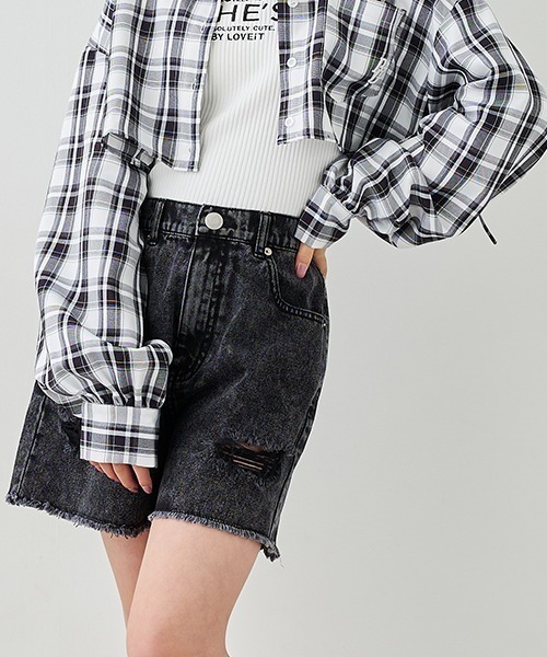 by LOVEiT(バイラビット)の「バックロゴダメージデニムショートパンツ(デニムパンツ・キッズ・ブルー/ブラック・120cm/130cm/140cm/150cm/160cm)」の3枚目の写真