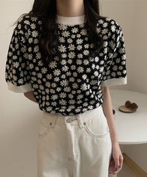 小花柄ニットトップス