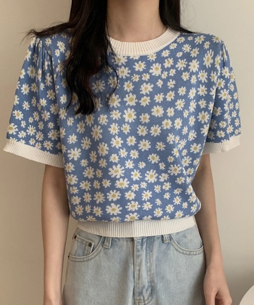 Achic(アシック)の「小花柄ニットトップス(Tシャツ/カットソー・レディース・ブラック/ブルー/パープル・M)」の20枚目の写真