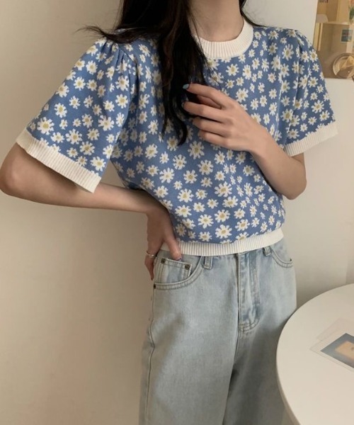 セール】小花柄ニットトップス（Tシャツ/カットソー）｜Achic