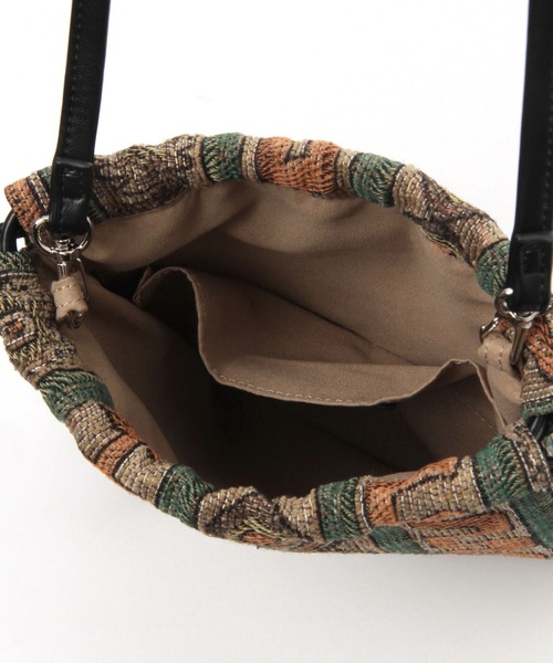 LAKOLE（ラコレ）の「ジャガード巾着2WAYショルダーバッグ / 105062（ショルダーバッグ・レディース・ピンク/ブラウン・FREE）」の5枚目の写真