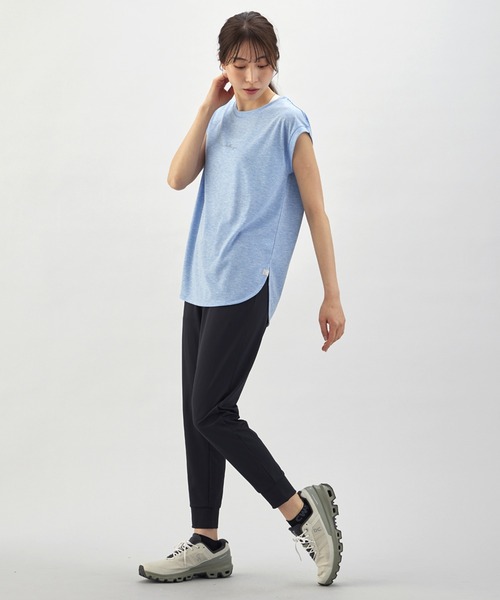 CW-X(シーダブリューエックス)の「トップス カジュアルノースリーブ(Tシャツ/カットソー・レディース・グリーン系その他/レッド/ダークグリーン/アイボリー/スモークピンク/グレイッシュブルー/パープル/サックスブルー・S/M/L)」の12枚目の写真