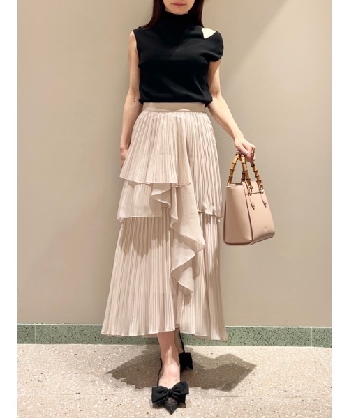 SNIDEL（スナイデル）の「ストレートプリーツティアードスカート（スカート・レディース・ピンクベージュ/ブラック/ホワイト・0/1）」の3枚目の写真