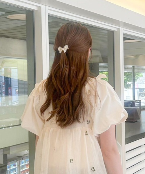 flower（フラワー）の「クリアリーリボンクリップ（バレッタ/ヘアクリップ・レディース・ホワイト/ブルー・FREE）」の11枚目の写真