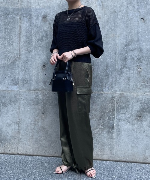 COLLAGE GALLARDAGALANTE（コラージュガリャルダガランテ）の「2WAYデザイン編みサマーニット（ニット/セーター・レディース・ブラック/オフホワイト・FREE）」の15枚目の写真