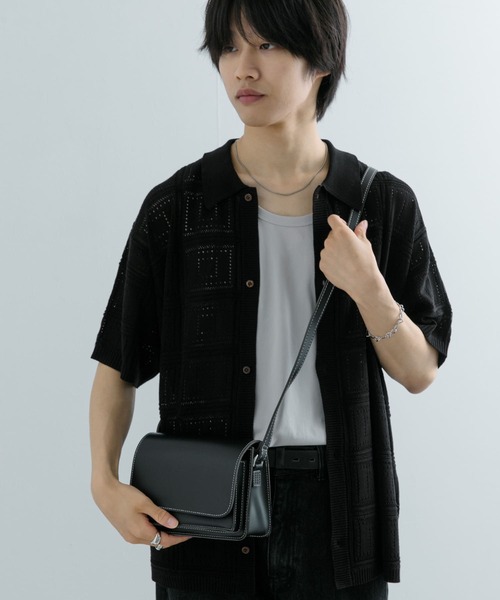 SENSE OF PLACE by URBAN RESEARCH(センスオブプレイスバイアーバンリサーチ)の「フェイクレザーフラップショルダーバッグ(ショルダーバッグ・メンズ・ブラック/ブラック系その他・ONE)」の8枚目の写真