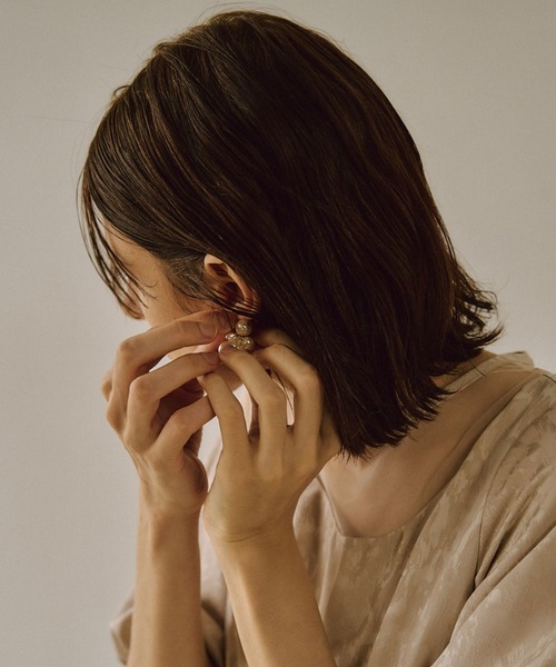 LE'RURE(リルアー)の「Opal earring(イヤリング・レディース・オフホワイト・FREE)」の2枚目の写真