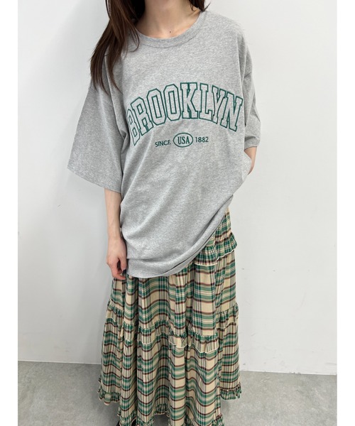 WC(ダブル シー)の「BROOKLYNロゴ ビッグTee(Tシャツ/カットソー・レディース・グレー/ピンク/ネイビー・FREE)」の4枚目の写真