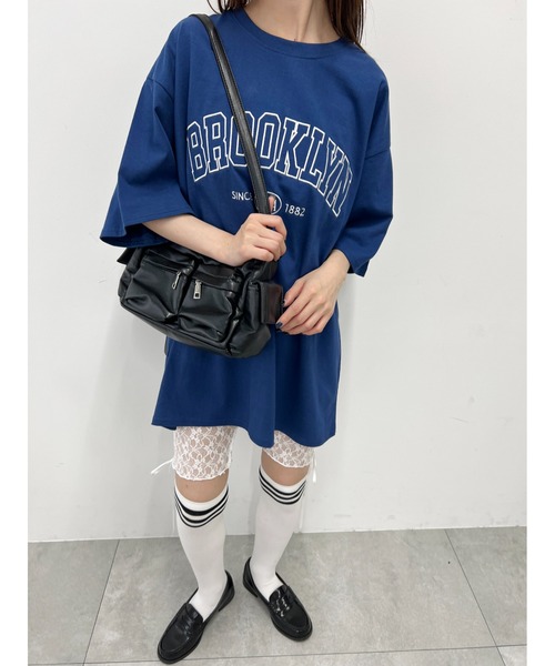 WC(ダブル シー)の「BROOKLYNロゴ ビッグTee(Tシャツ/カットソー・レディース・グレー/ピンク/ネイビー・FREE)」の7枚目の写真