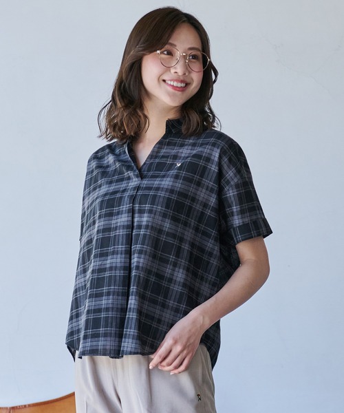 Arnold Palmer(アーノルドパーマー)の「リングチェック 半袖 スキッパーシャツ(シャツ/ブラウス・レディース・ブラック/ベージュ/ネイビー/ホワイト・S/M/L)」の15枚目の写真