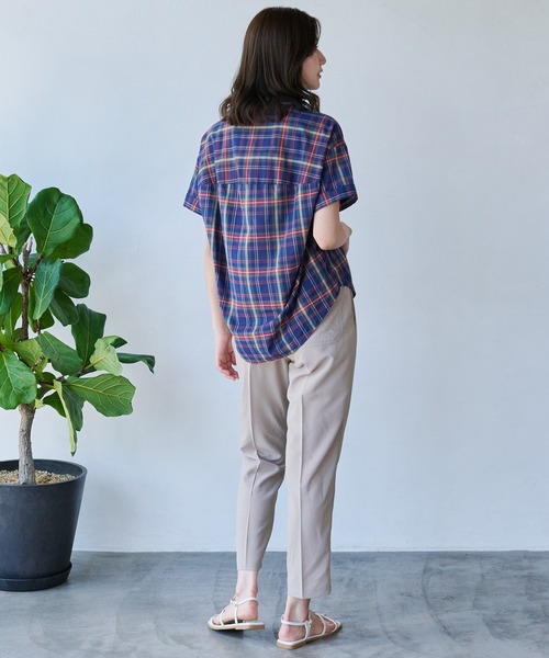 Arnold Palmer(アーノルドパーマー)の「リングチェック 半袖 スキッパーシャツ(シャツ/ブラウス・レディース・ブラック/ベージュ/ネイビー/ホワイト・S/M/L)」の11枚目の写真