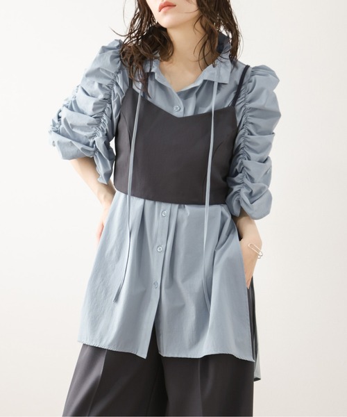 AMELY(エミリー)の「ギャザースリーブチュニック丈ブラウス(シャツ/ブラウス・レディース・ホワイト/ブルー/ブラック・フリー)」の3枚目の写真