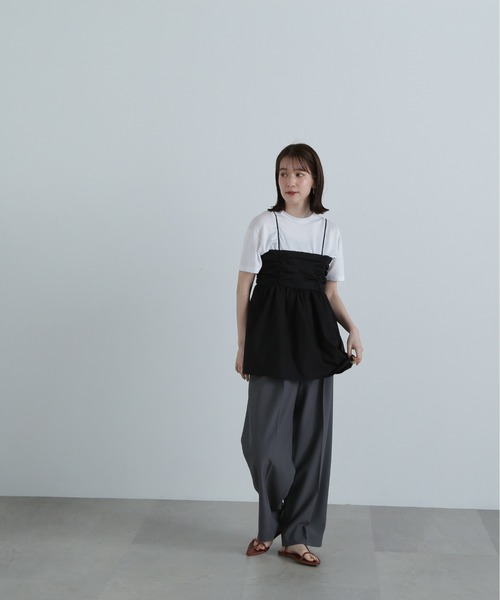 N.(N. Natural Beauty Basic)(エヌエヌナチュラルビューティーベーシック)の「◆ギャザーキャミビスチェ(キャミソール・レディース・ブラック/クリーム・MEDIUM)」の4枚目の写真