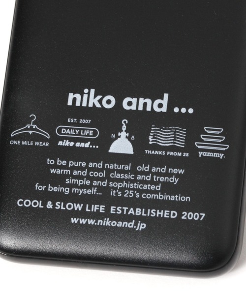 niko and...(ニコアンド)の「オリジナルニコロゴモバイルバッテリー5000mAh(スマホグッズ・レディース・ブラック/ホワイト・0)」の7枚目の写真