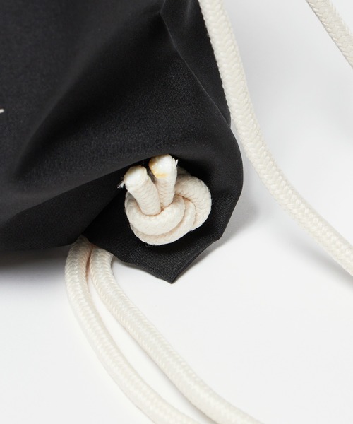 THE NORTH FACE(ザノースフェイス)の「日本未発売 THE NORTH FACE/ザ・ノースフェイス BIG LOGO STRING BAG ナップサック(バックパック/リュック・メンズ・ブルー/クリーム/グリーン/ブラック・ONE SIZE)」の8枚目の写真